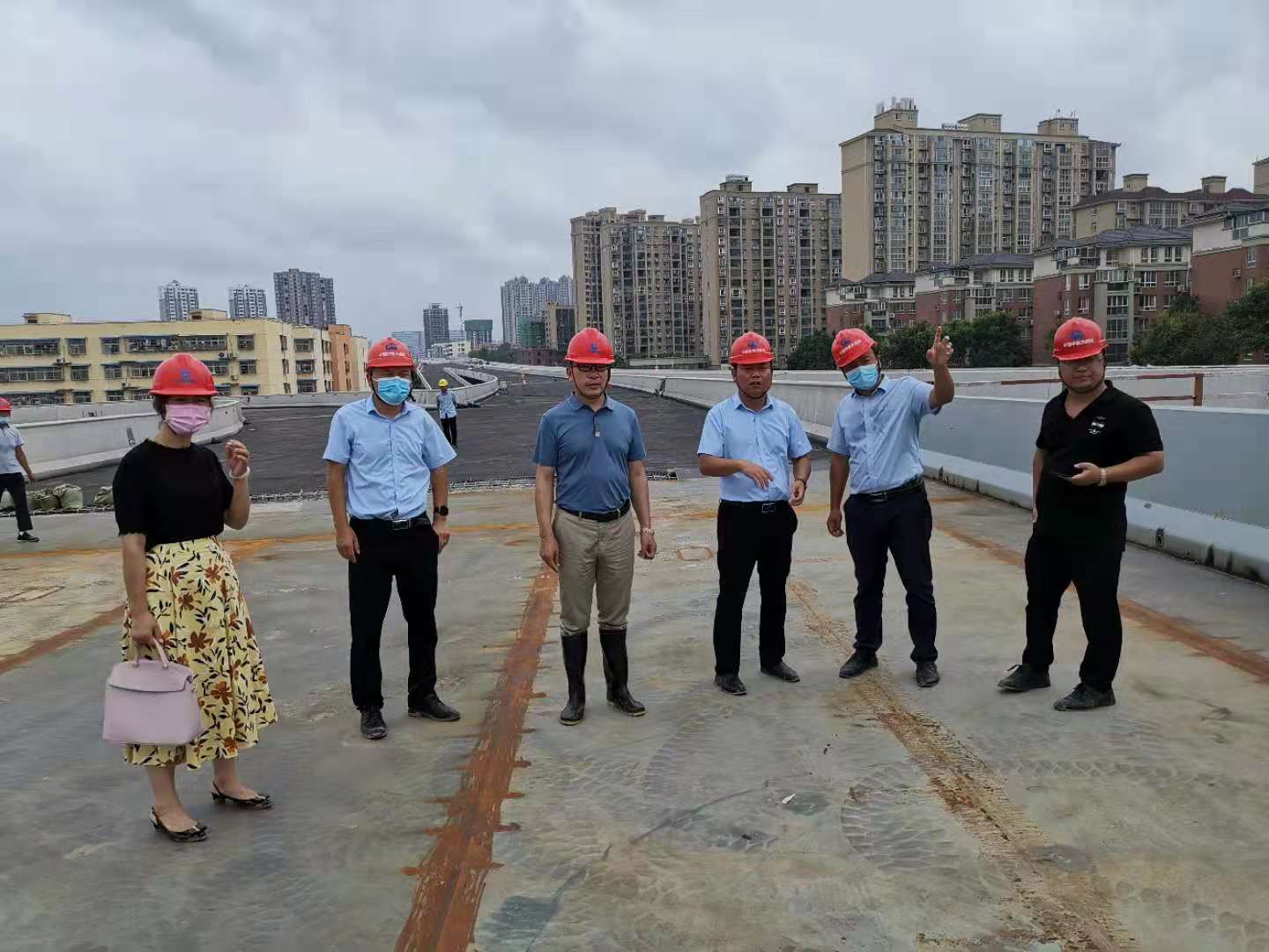 信陽首座高架橋項目建設按下“快進鍵”，9月底即將通車！